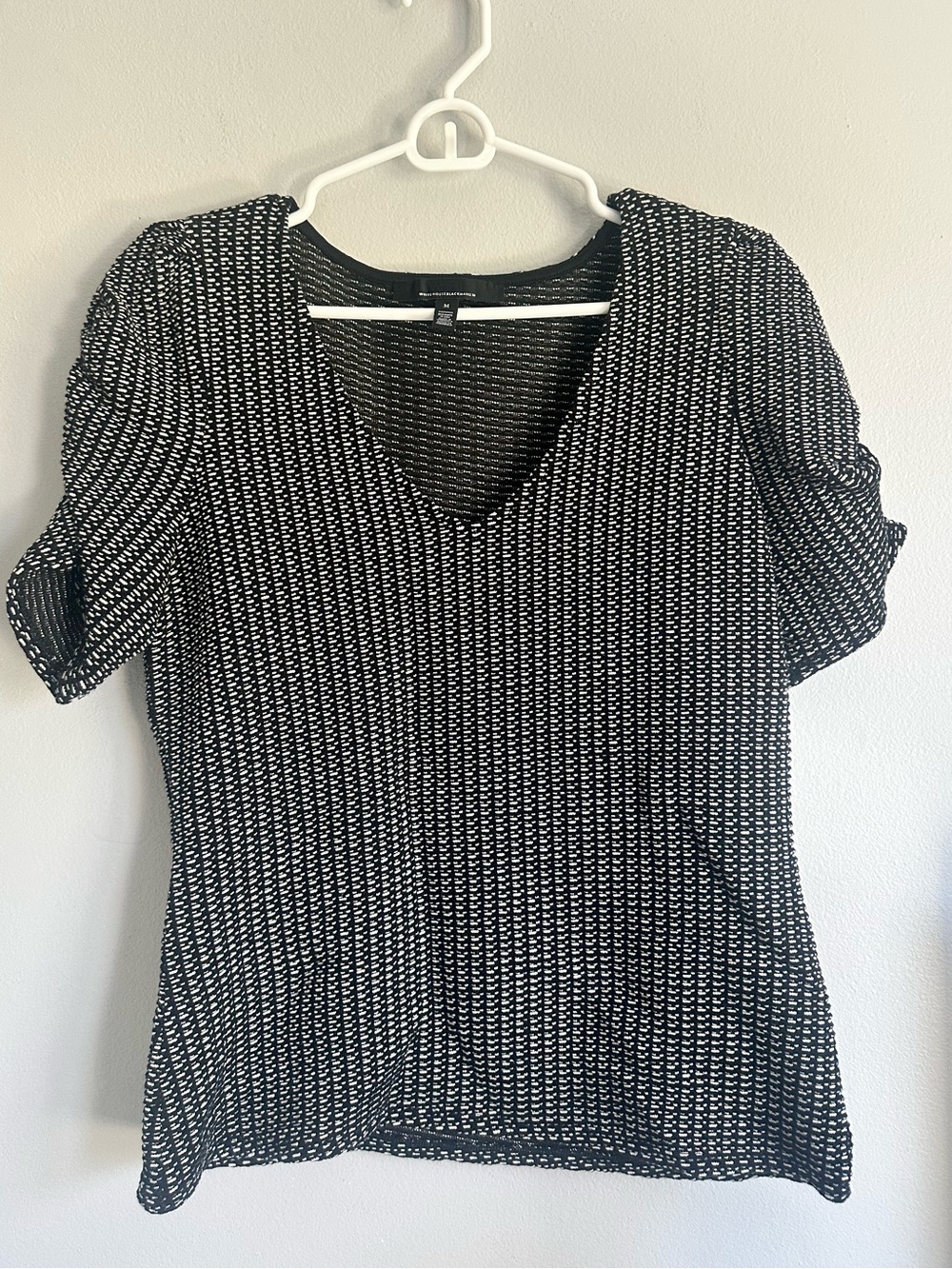 V-Neck Short Sleeve Ribbed Sweater - Picture 2 of 5